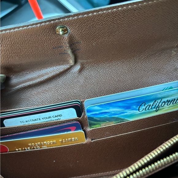 Authentic Lv wallet long - Picture 7 of 16